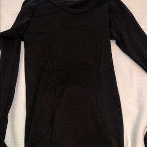 Lululemon long sleeve black